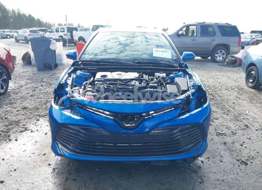 Photo 13 of 2020 Toyota Camry LE HYBRID (VIN 4T1C31AK4LU015586)