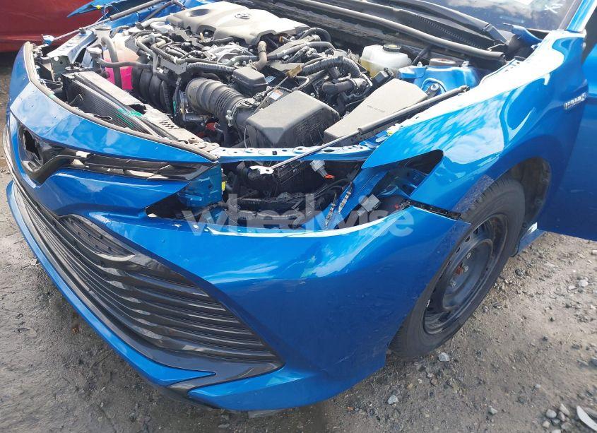 Photo 19 of 2020 Toyota Camry LE HYBRID (VIN 4T1C31AK4LU015586)