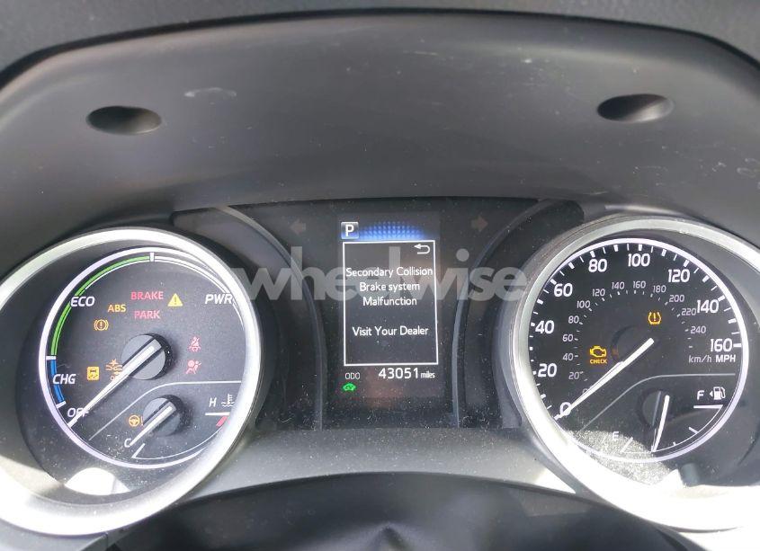 Photo 16 of 2021 Toyota Camry LE HYBRID (VIN 4T1C31AK4MU549057)