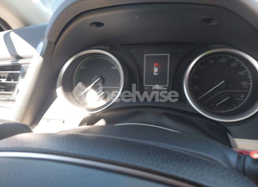 Photo 15 of 2021 Toyota Camry LE HYBRID (VIN 4T1C31AK4MU562133)