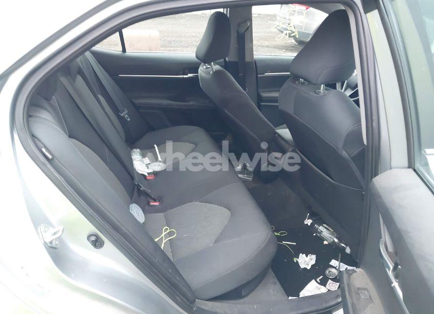 Photo 8 of 2022 Toyota Camry LE HYBRID (VIN 4T1C31AK4NU582044)