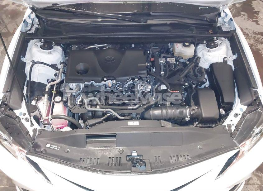Photo 10 of 2022 Toyota Camry LE HYBRID (VIN 4T1C31AK4NU589284)