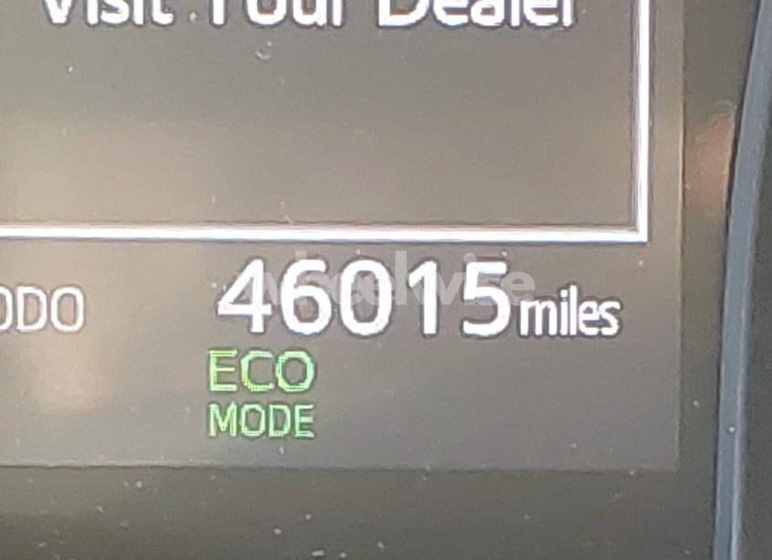 Photo 15 of 2020 Toyota Camry LE HYBRID (VIN 4T1C31AK5LU530760)