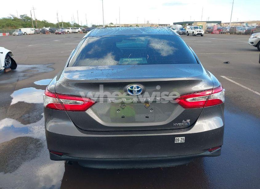 Photo 16 of 2020 Toyota Camry LE HYBRID (VIN 4T1C31AK5LU530760)