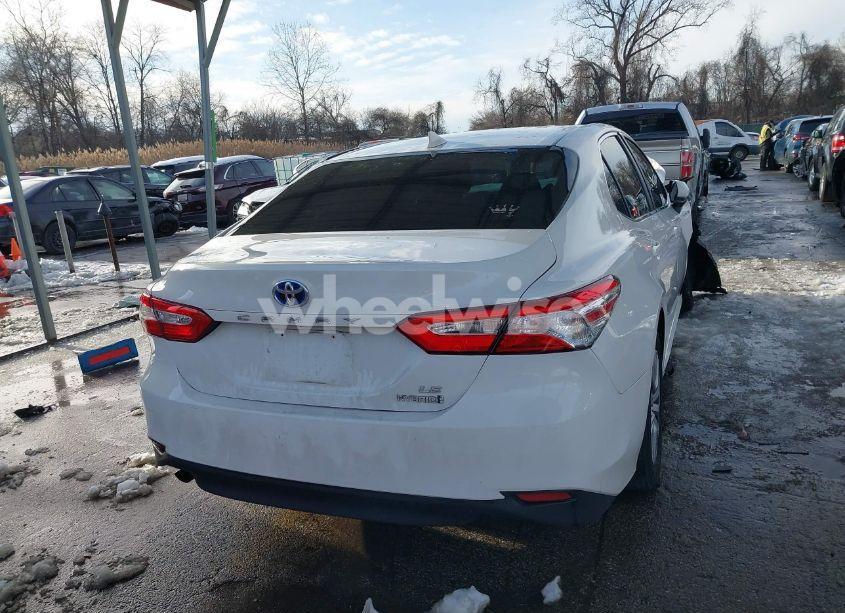 Photo 16 of 2020 Toyota Camry LE HYBRID (VIN 4T1C31AK5LU539510)