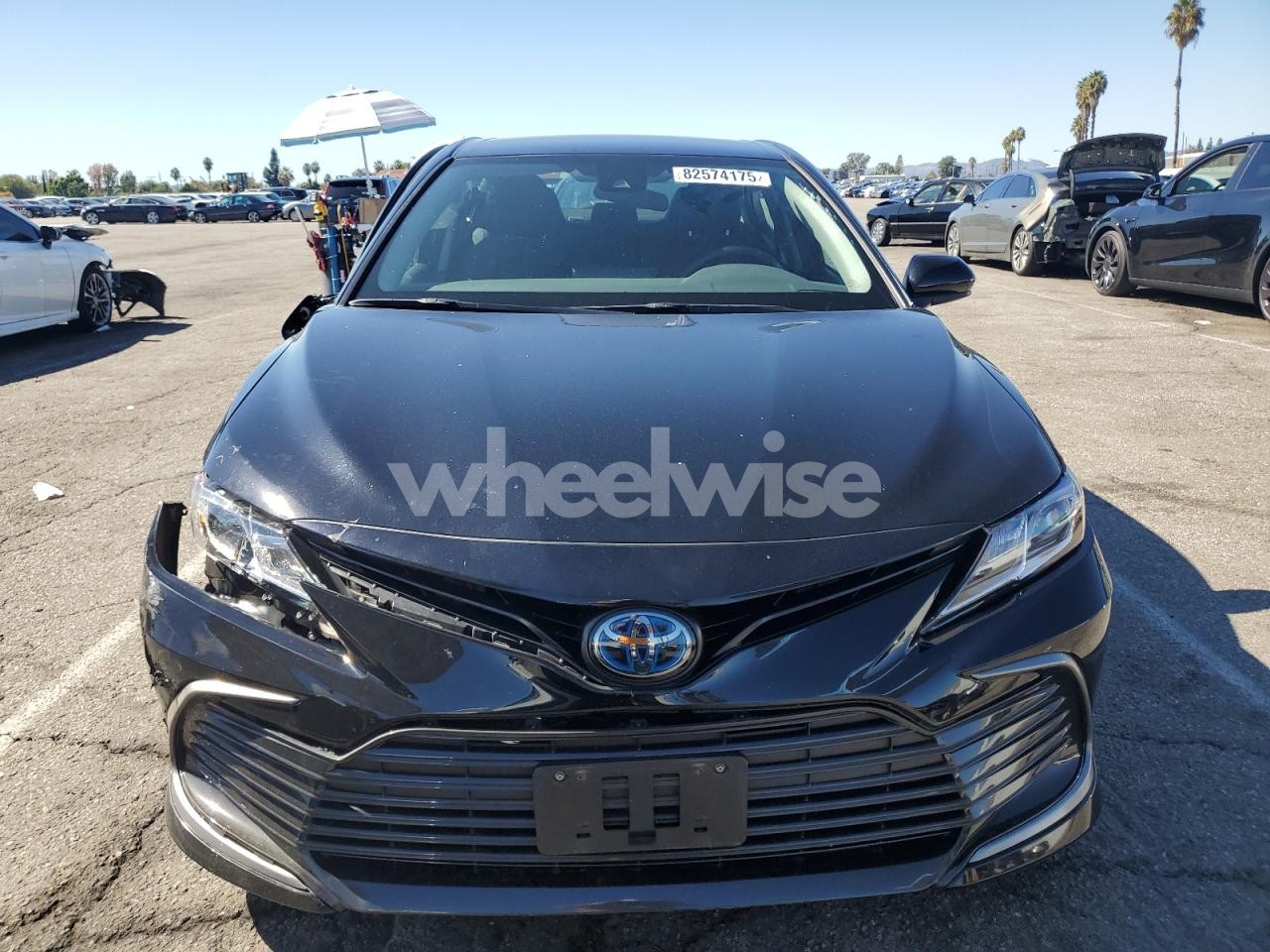 Photo 5 of 2021 TOYOTA CAMRY LE (VIN 4T1C31AK5MU553795)