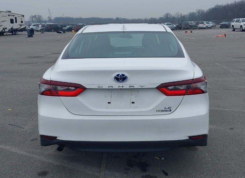 Photo 17 of 2021 Toyota Camry LE HYBRID (VIN 4T1C31AK5MU561556)
