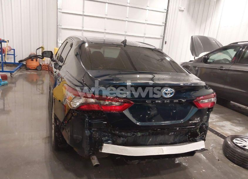 Photo 17 of 2021 Toyota Camry LE HYBRID (VIN 4T1C31AK6MU566636)