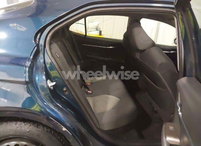 Photo 8 of 2021 Toyota Camry LE HYBRID (VIN 4T1C31AK6MU566636)