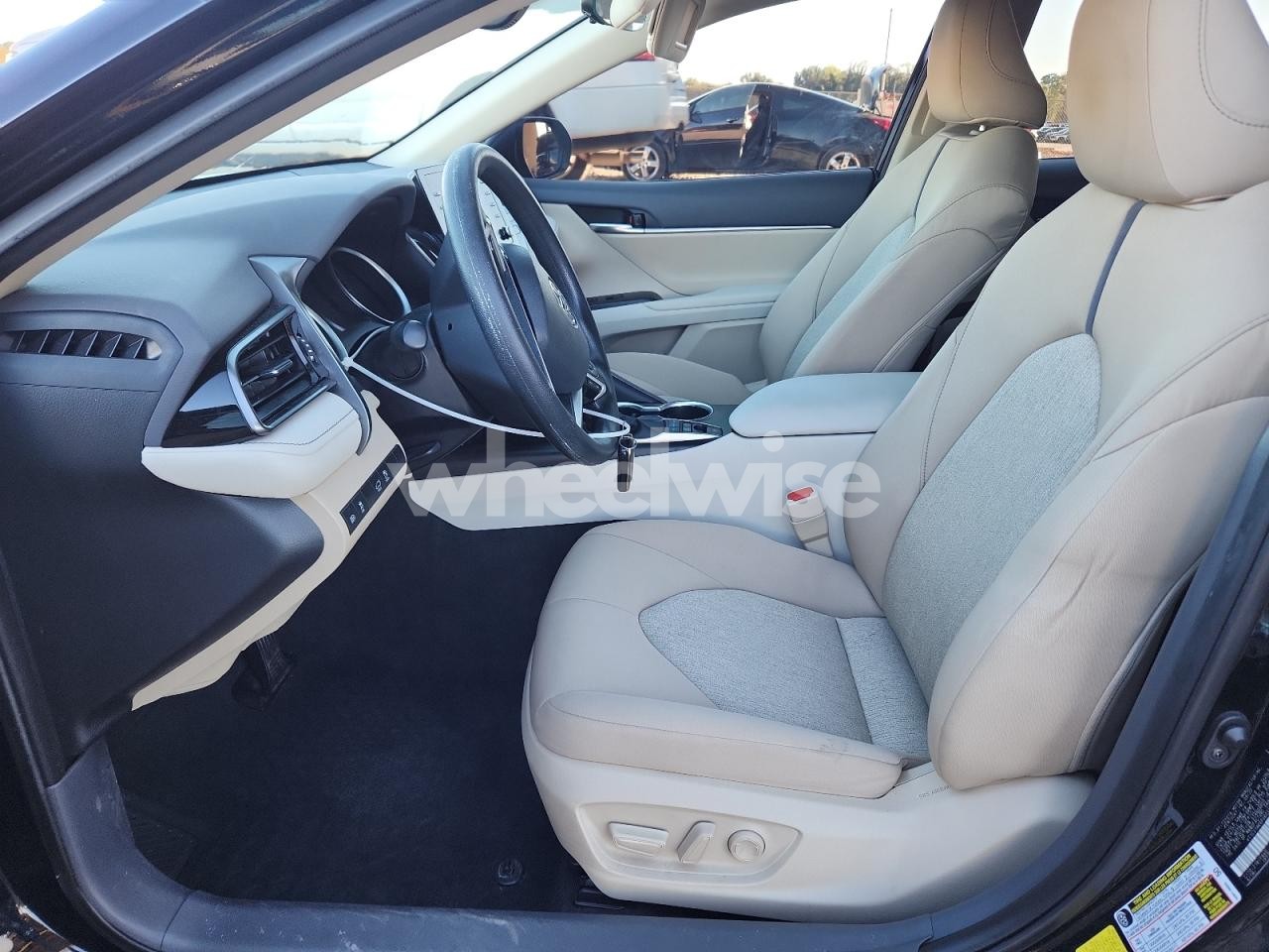 Photo 7 of 2023 TOYOTA CAMRY LE (VIN 4T1C31AK6PU603124)