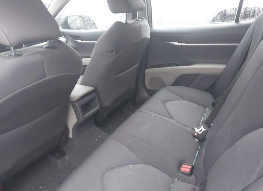 Photo 8 of 2022 Toyota Camry LE HYBRID (VIN 4T1C31AK7NU040856)