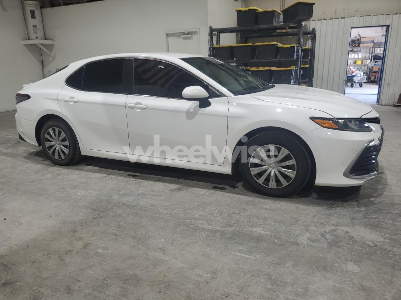 Photo 4 of 2023 TOYOTA CAMRY LE (VIN 4T1C31AK7PU608736)