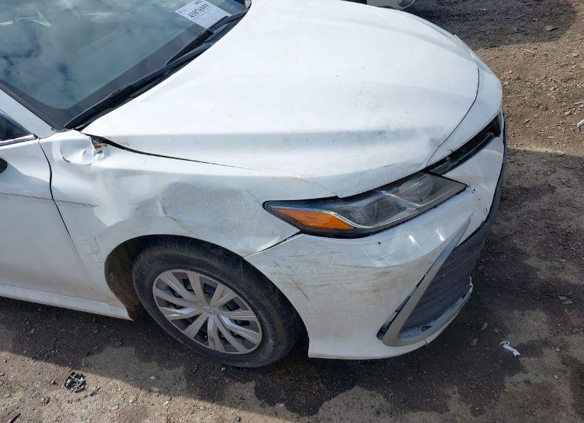 Photo 17 of 2023 Toyota Camry LE HYBRID (VIN 4T1C31AK7PU611068)