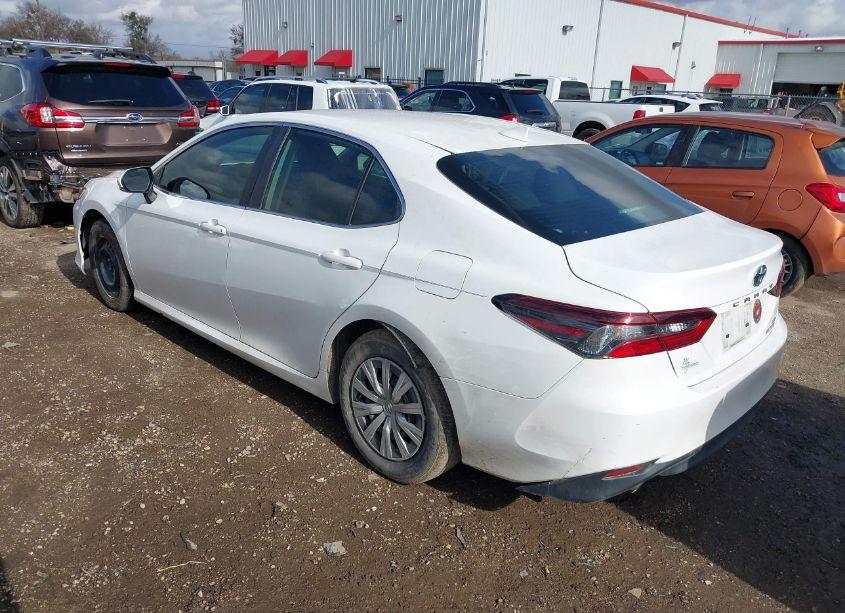 Photo 3 of 2023 Toyota Camry LE HYBRID (VIN 4T1C31AK7PU611068)
