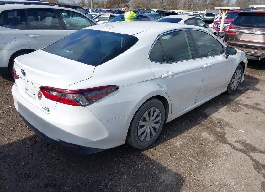Photo 4 of 2023 Toyota Camry LE HYBRID (VIN 4T1C31AK7PU611068)