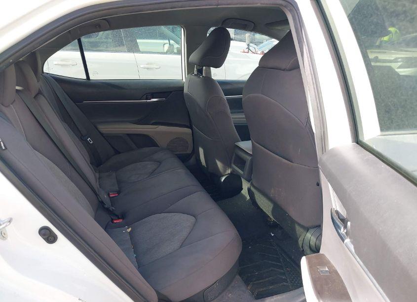 Photo 8 of 2023 Toyota Camry LE HYBRID (VIN 4T1C31AK7PU611068)