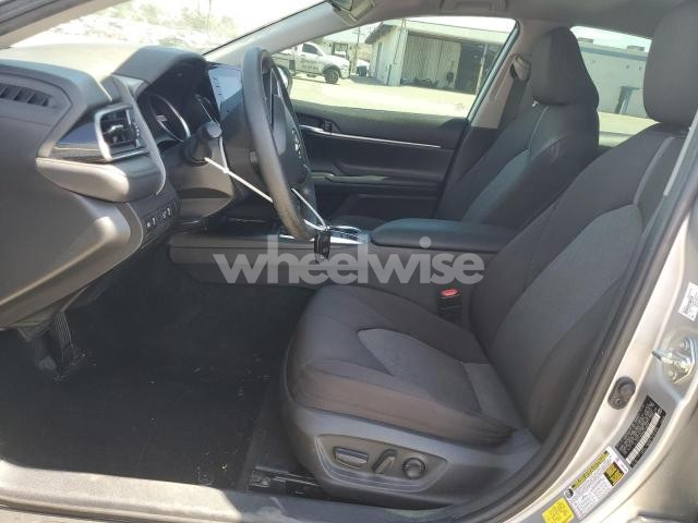 Photo 7 of 2021 TOYOTA CAMRY LE (VIN 4T1C31AK8MU549059)