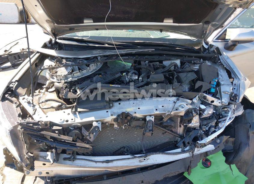 Photo 10 of 2021 Toyota Camry LE HYBRID (VIN 4T1C31AK8MU561986)