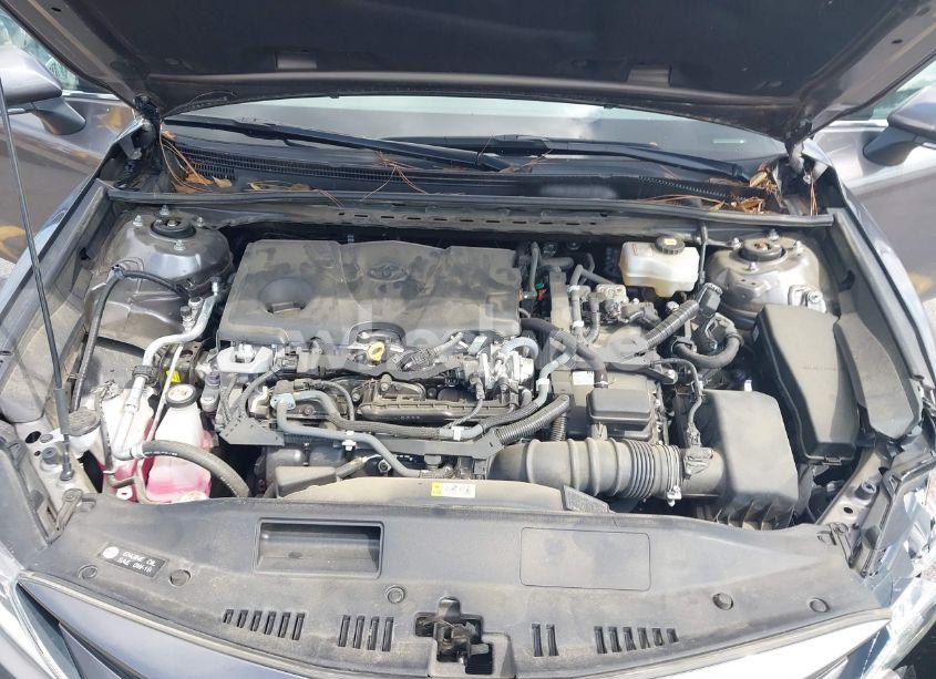 Photo 10 of 2022 Toyota Camry LE HYBRID (VIN 4T1C31AK8NU581785)