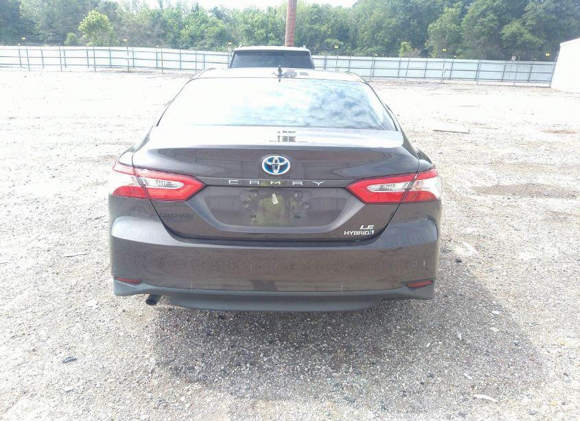 Photo 17 of 2020 Toyota Camry LE HYBRID (VIN 4T1C31AK9LU529904)