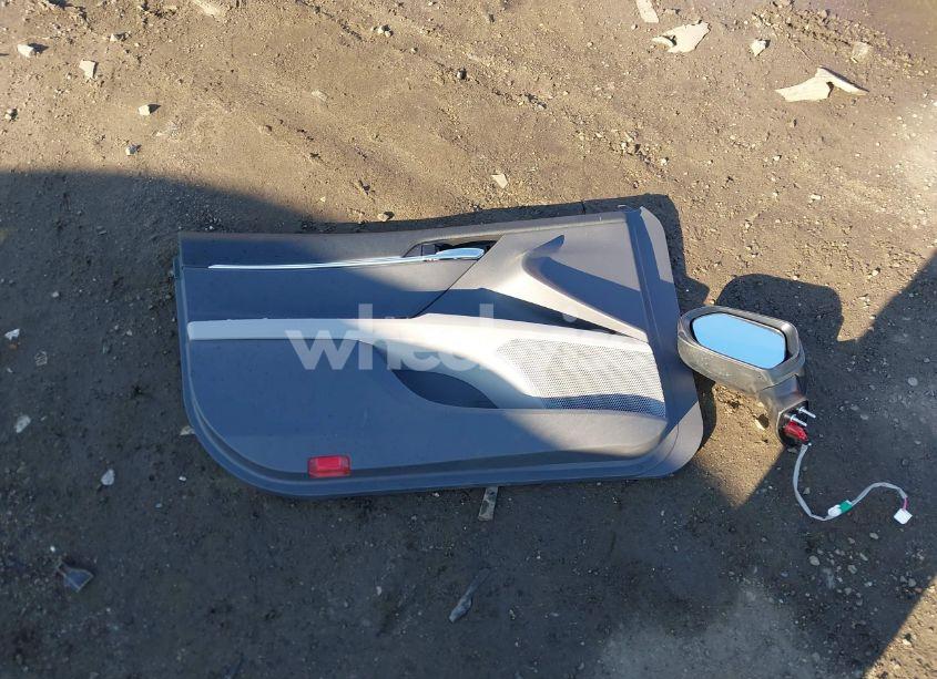 Photo 12 of 2020 Toyota Camry LE HYBRID (VIN 4T1C31AK9LU534343)