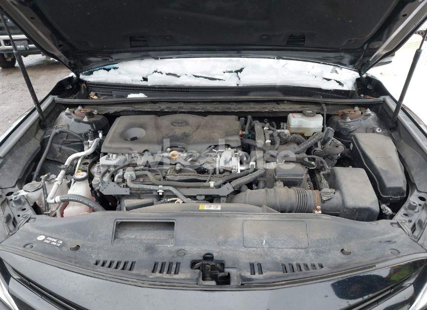 Photo 10 of 2020 Toyota Camry LE HYBRID (VIN 4T1C31AK9LU537310)