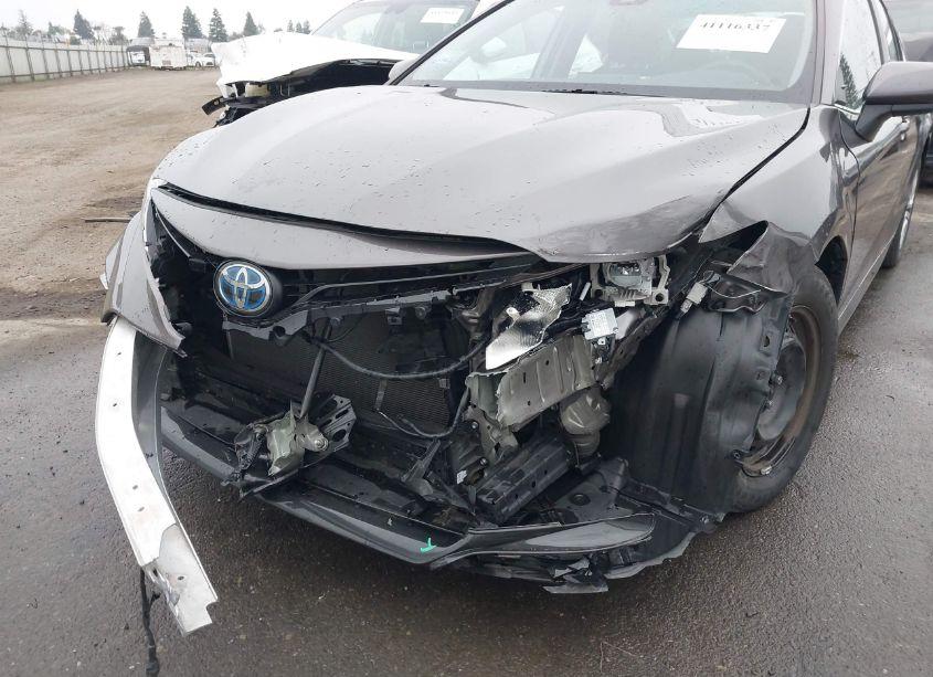 Photo 6 of 2022 Toyota Camry LE HYBRID (VIN 4T1C31AK9NU035707)