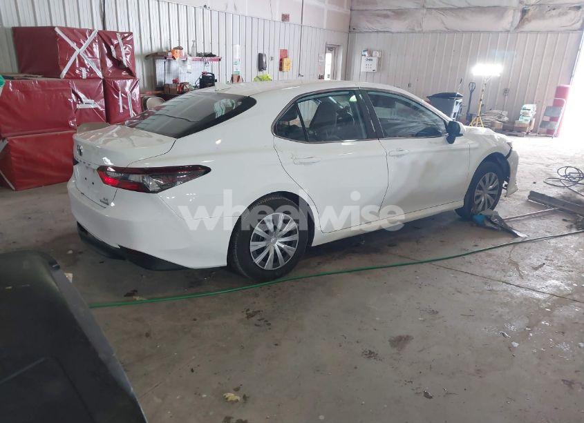 Photo 4 of 2023 Toyota Camry LE HYBRID (VIN 4T1C31AK9PU604137)