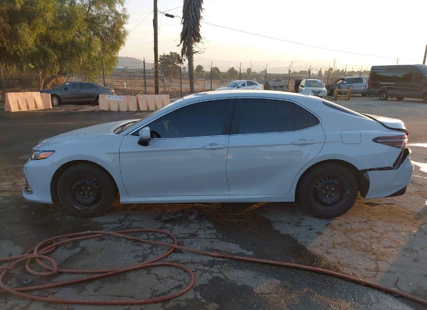 Photo 14 of 2024 Toyota Camry HYBRID LE (VIN 4T1C31AK9RU068695)