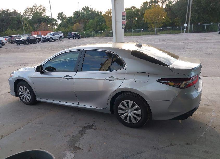 Photo 14 of 2024 Toyota Camry HYBRID LE (VIN 4T1C31AK9RU629414)