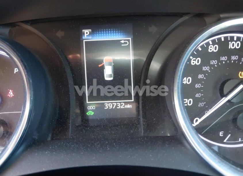 Photo 7 of 2020 Toyota Camry LE HYBRID (VIN 4T1C31AKXLU527708)