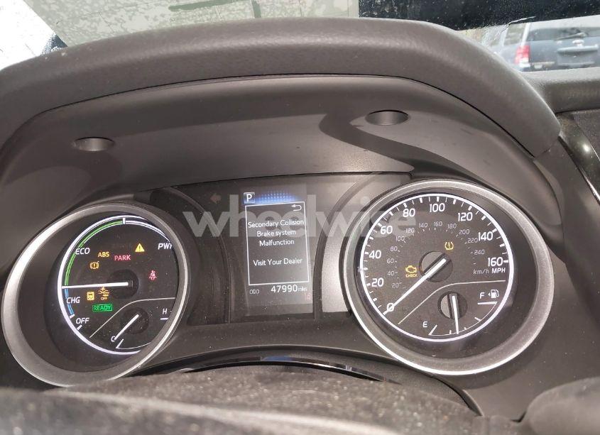 Photo 15 of 2021 Toyota Camry LE HYBRID (VIN 4T1C31AKXMU548706)