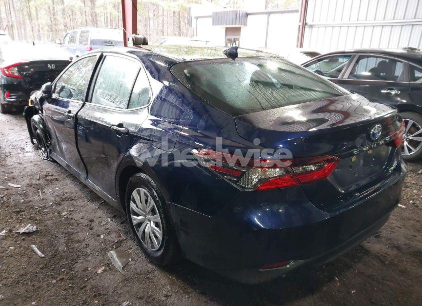 Photo 3 of 2021 Toyota Camry LE HYBRID (VIN 4T1C31AKXMU548706)