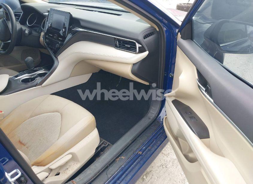 Photo 5 of 2023 Toyota Camry LE HYBRID (VIN 4T1C31AKXPU053832)