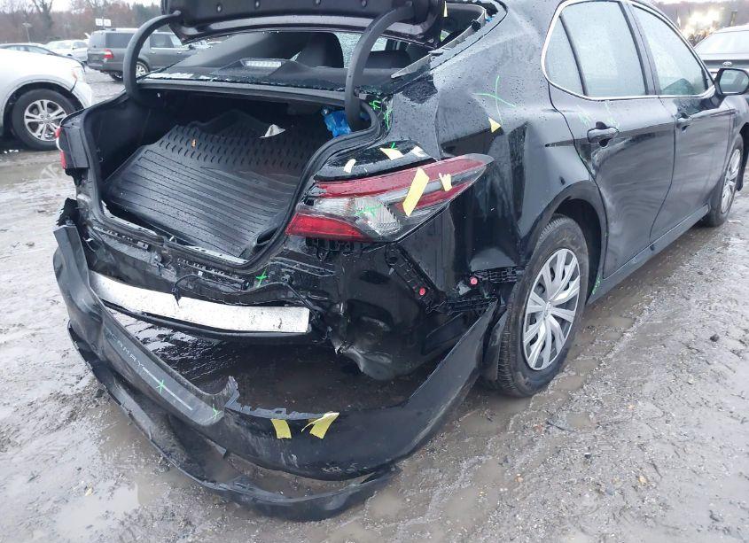 Photo 17 of 2024 Toyota Camry HYBRID LE (VIN 4T1C31AKXRU072464)