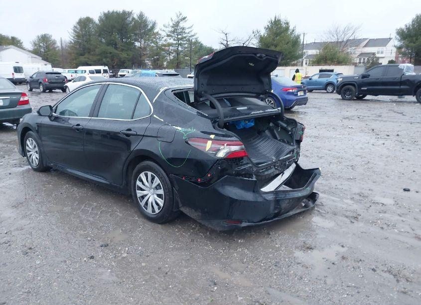 Photo 3 of 2024 Toyota Camry HYBRID LE (VIN 4T1C31AKXRU072464)