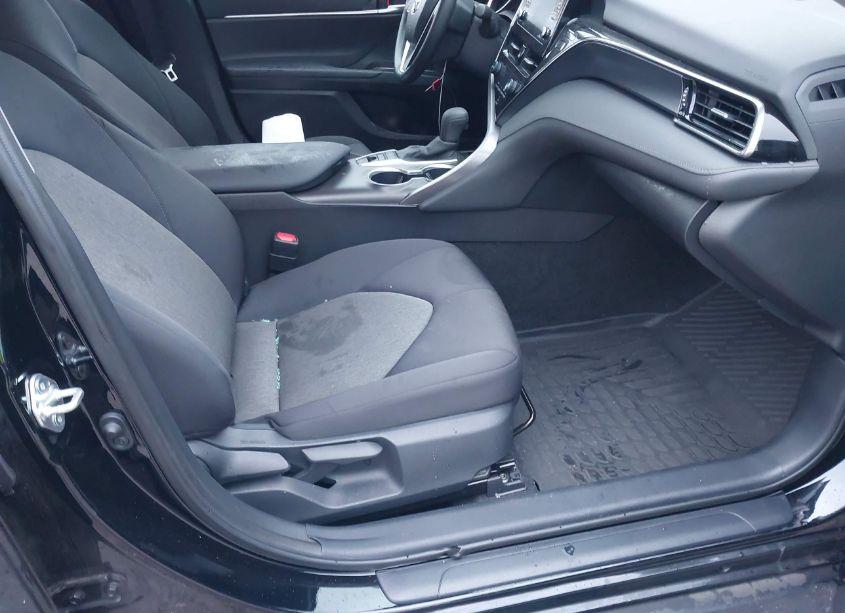 Photo 5 of 2024 Toyota Camry HYBRID LE (VIN 4T1C31AKXRU072464)