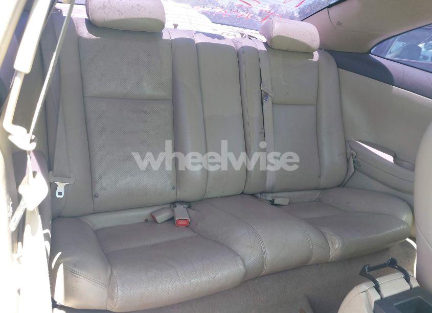 Photo 8 of 2004 Toyota Camry SOLARA SLE V6 (VIN 4T1CA30P14U016954)