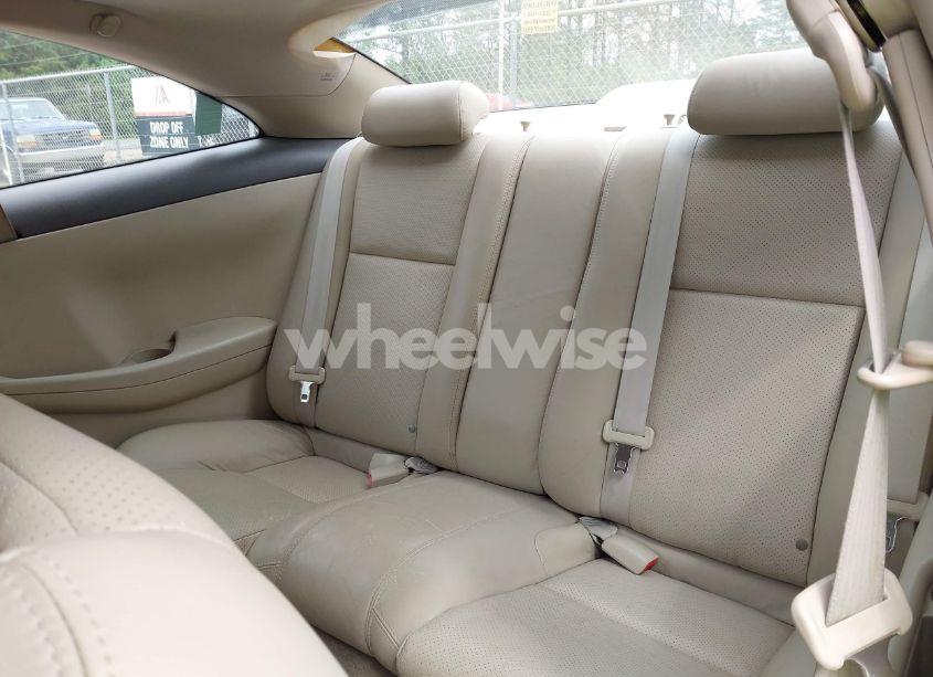 Photo 8 of 2004 Toyota Camry SOLARA SLE V6 (VIN 4T1CA30P14U020499)