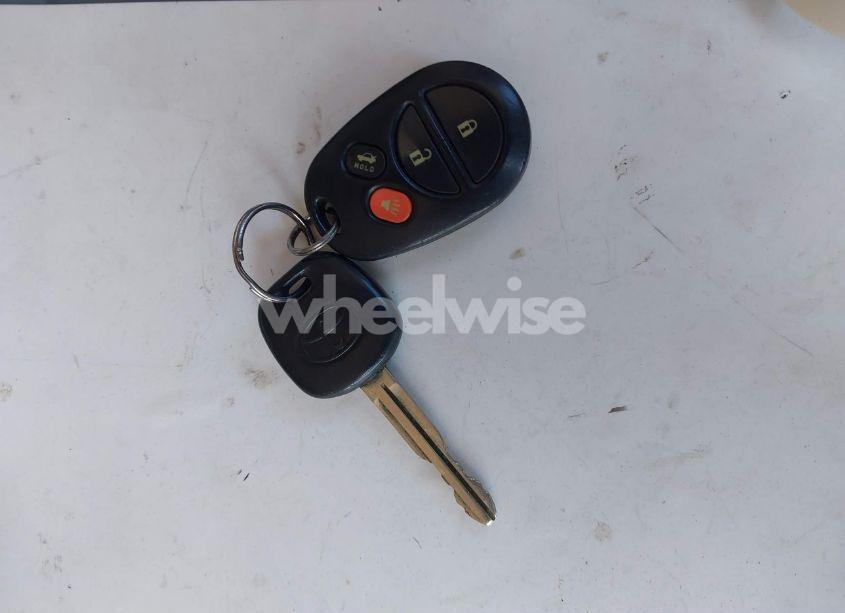 Photo 11 of 2005 Toyota Camry SOLARA SLE V6 (VIN 4T1CA30P45U055622)