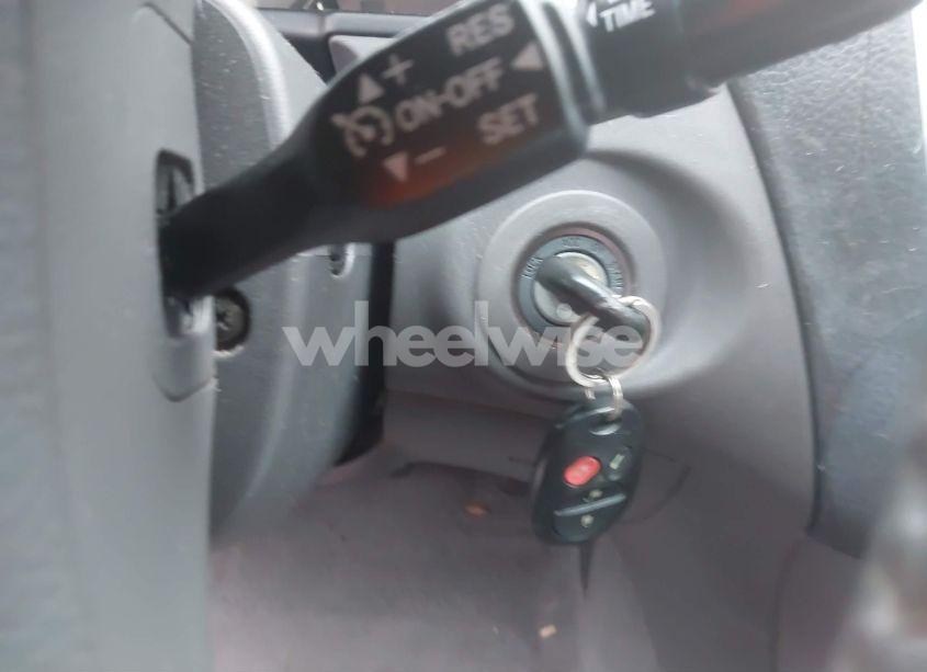 Photo 11 of 2005 Toyota Camry SOLARA SLE V6 (VIN 4T1CA30P55U044550)