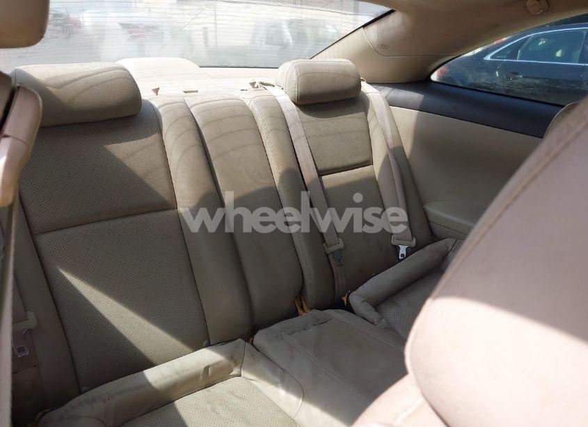 Photo 8 of 2004 Toyota Camry SOLARA SLE V6 (VIN 4T1CA30P64U018229)