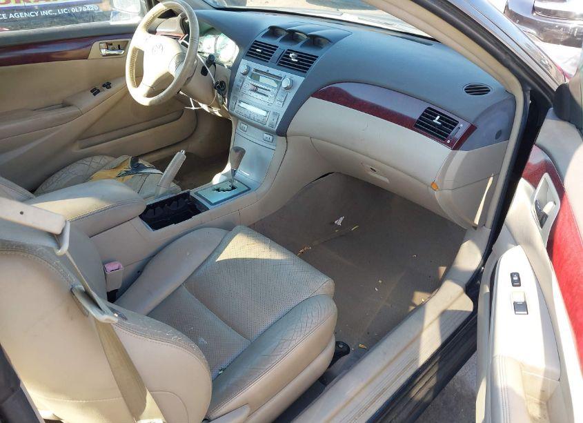 Photo 5 of 2004 Toyota Camry SOLARA SLE V6 (VIN 4T1CA30P64U020532)