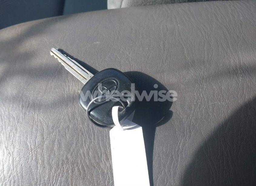 Photo 11 of 2004 Toyota Camry SOLARA SE V6 (VIN 4T1CA30P94U015440)