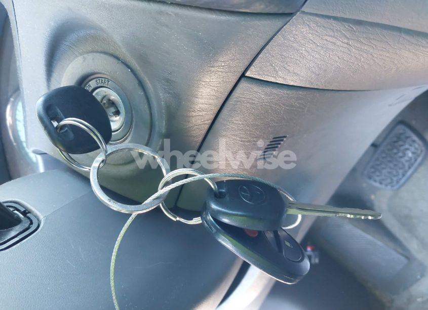 Photo 11 of 2004 Toyota Camry SOLARA SLE V6 (VIN 4T1CA30PX4U004785)