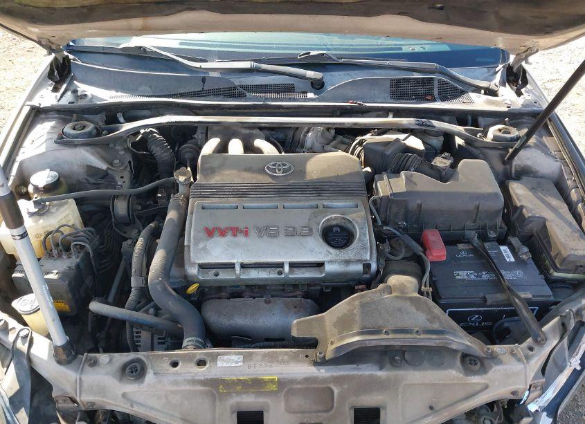 Photo 10 of 2004 Toyota Camry SOLARA SLE V6 (VIN 4T1CA30PX4U016998)