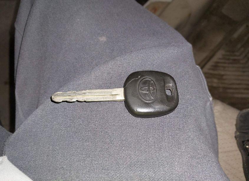 Photo 11 of 2004 Toyota Camry SOLARA SLE V6 (VIN 4T1CA38P04U001138)