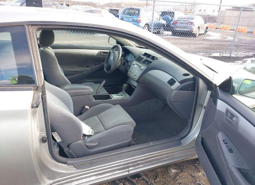 Photo 5 of 2004 Toyota Camry SOLARA SE V6 (VIN 4T1CA38P04U012138)