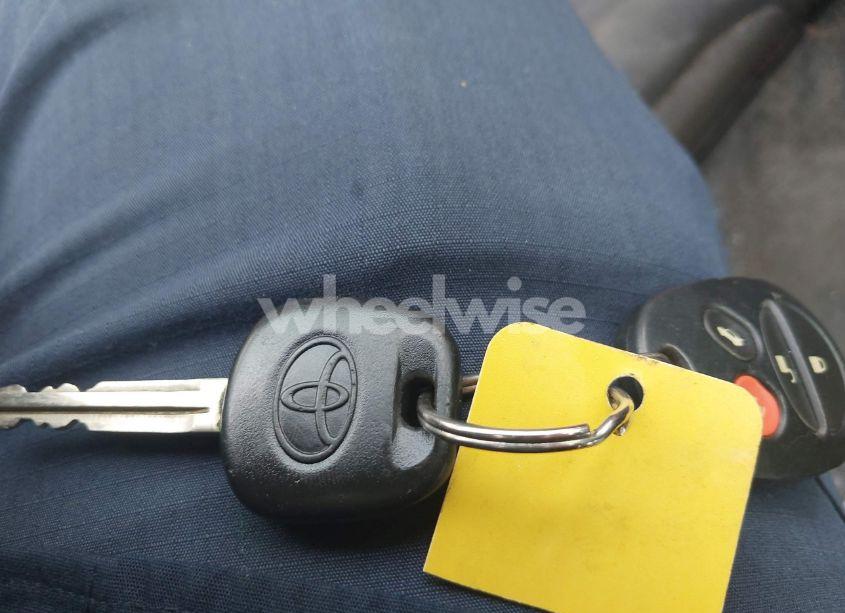 Photo 11 of 2004 Toyota Camry SOLARA SLE V6 (VIN 4T1CA38P34U022548)