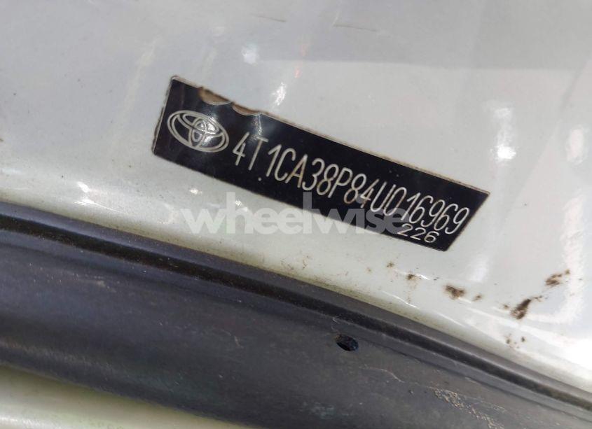 Photo 9 of 2004 Toyota Camry SOLARA SE V6 (VIN 4T1CA38P84U016969)